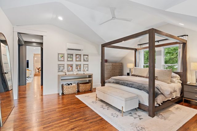 1903 Beechwood Ave, Nashville, TN 37212