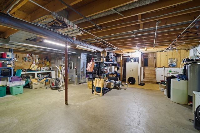 26587 N Cherrywood Lane, Wauconda, IL 60084