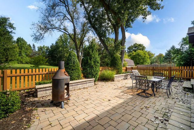 26587 N Cherrywood Lane, Wauconda, IL 60084