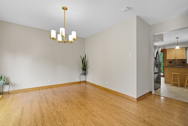 26587 N Cherrywood Lane, Wauconda, IL 60084