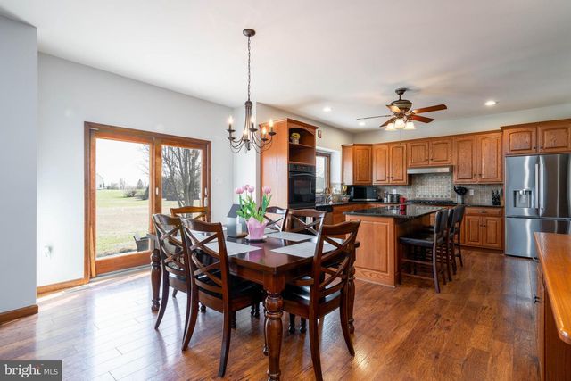 105 CEDAR GROVE RD, Mullica Hill, NJ 08062