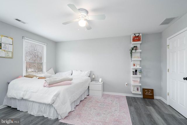 105 CEDAR GROVE RD, Mullica Hill, NJ 08062