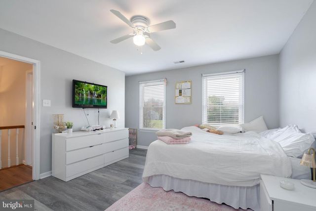 105 CEDAR GROVE RD, Mullica Hill, NJ 08062