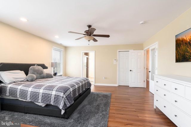 105 CEDAR GROVE RD, Mullica Hill, NJ 08062