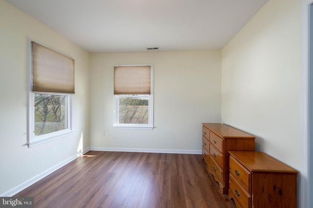 105 CEDAR GROVE RD, Mullica Hill, NJ 08062