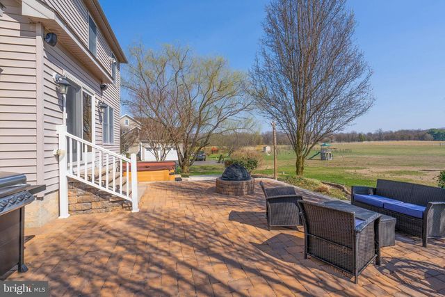 105 CEDAR GROVE RD, Mullica Hill, NJ 08062