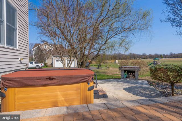 105 CEDAR GROVE RD, Mullica Hill, NJ 08062