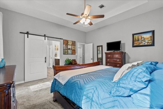 880 Paradise Drive, Coldspring, TX 77331