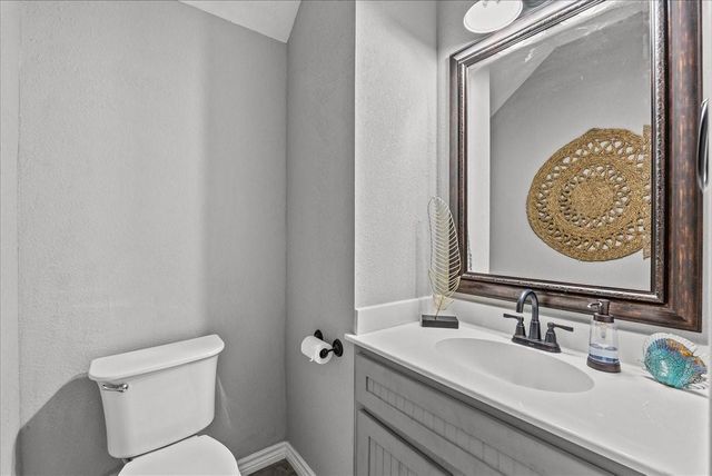 880 Paradise Drive, Coldspring, TX 77331