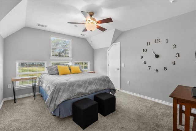 880 Paradise Drive, Coldspring, TX 77331