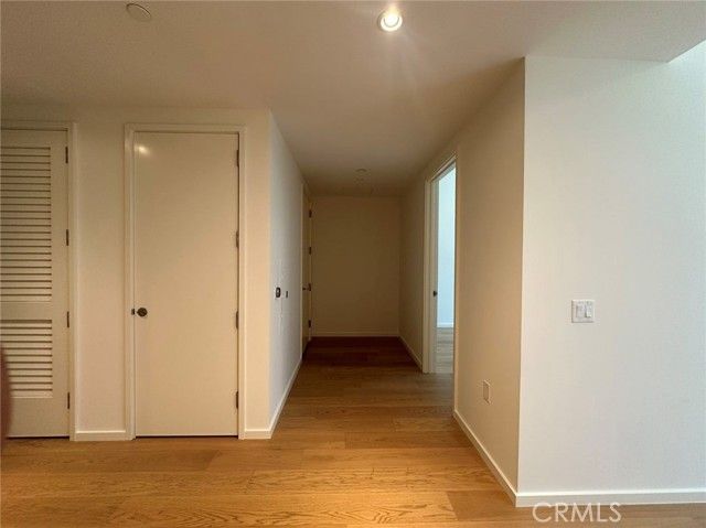 877 Francisco Street 1905, Los Angeles, CA 90017