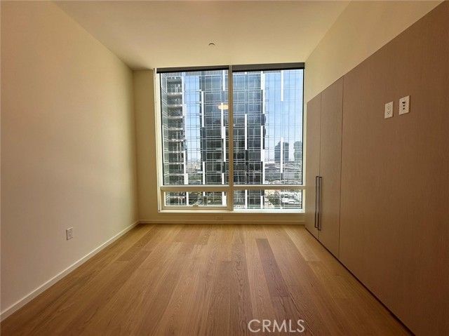 877 Francisco Street 1905, Los Angeles, CA 90017