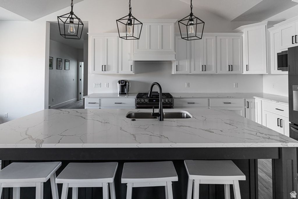 Image 14 of property listing at 166 W 580 N, Redmond, UT 84652