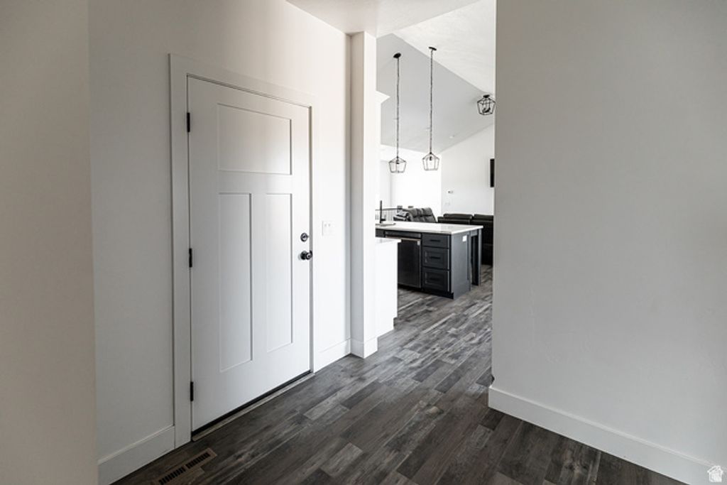 Image 27 of property listing at 166 W 580 N, Redmond, UT 84652