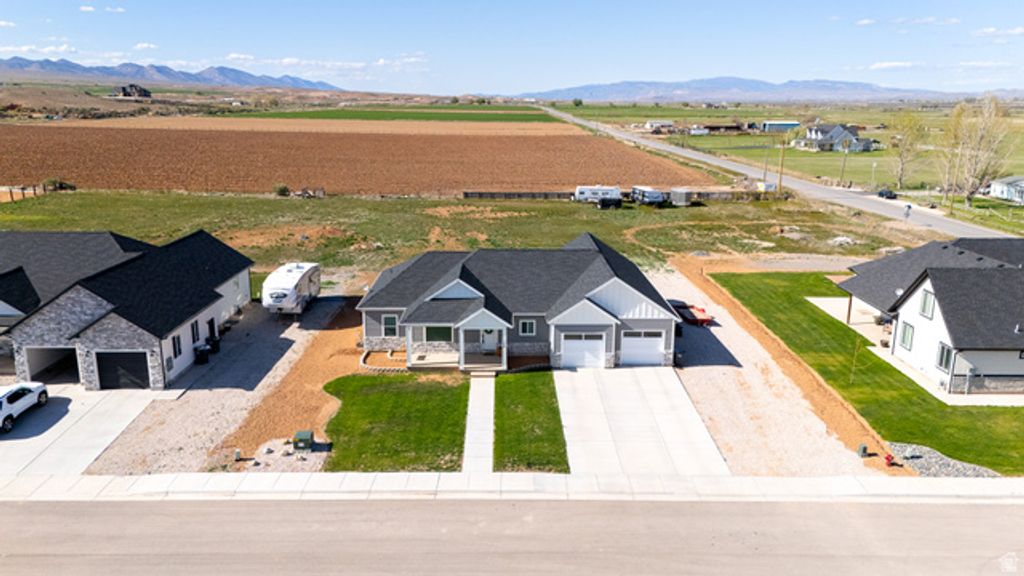 Image 8 of property listing at 166 W 580 N, Redmond, UT 84652