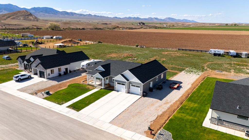 Image 9 of property listing at 166 W 580 N, Redmond, UT 84652