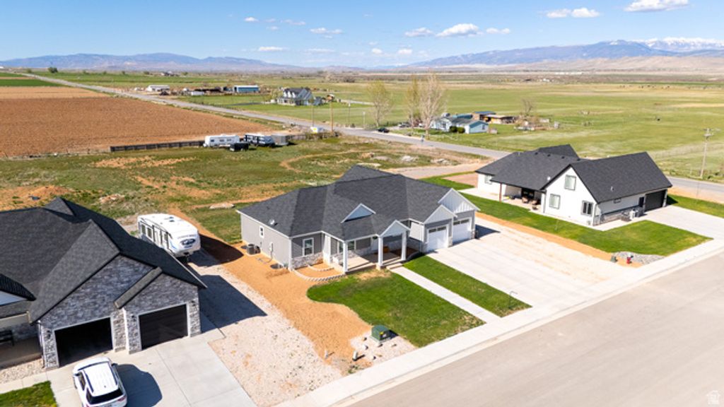 Image 10 of property listing at 166 W 580 N, Redmond, UT 84652