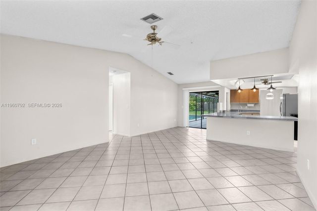 4264 NW 95th Ter, Sunrise, FL 33351