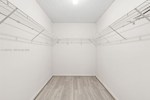 4264 NW 95th Ter, Sunrise, FL 33351