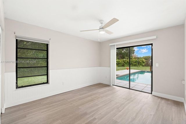 4264 NW 95th Ter, Sunrise, FL 33351