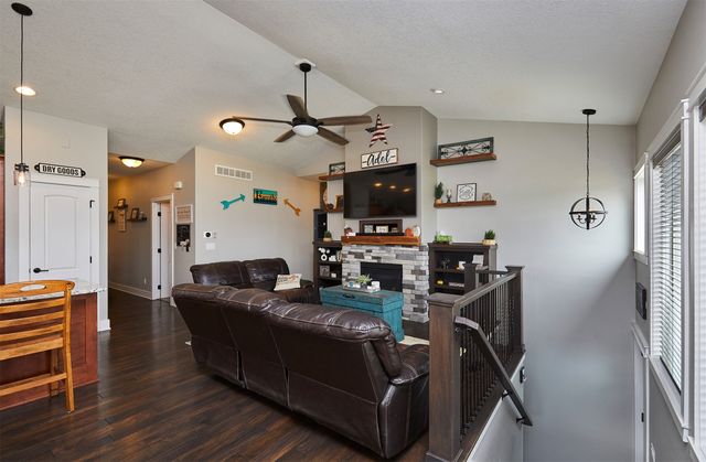 1417 S 11th Street, Adel, IA 50003