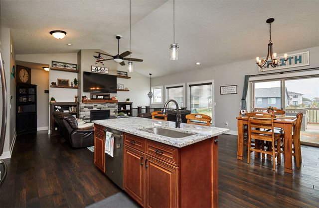 1417 S 11th Street, Adel, IA 50003