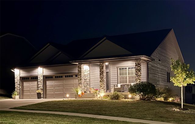 1417 S 11th Street, Adel, IA 50003