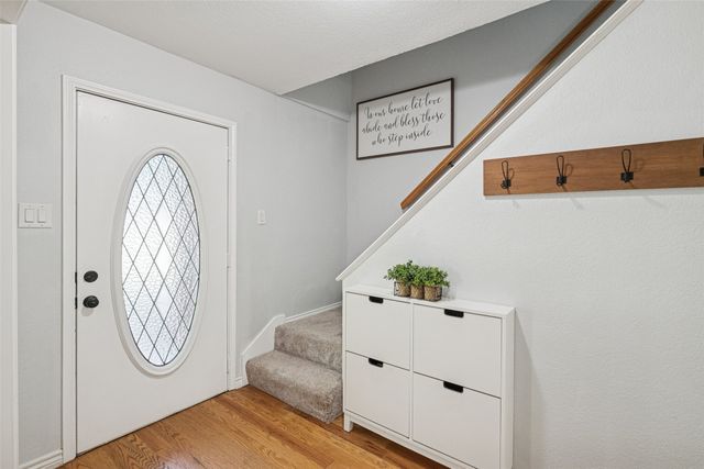 5000 Thorncliffe Drive, Arlington, TX 76016