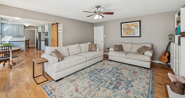 5000 Thorncliffe Drive, Arlington, TX 76016