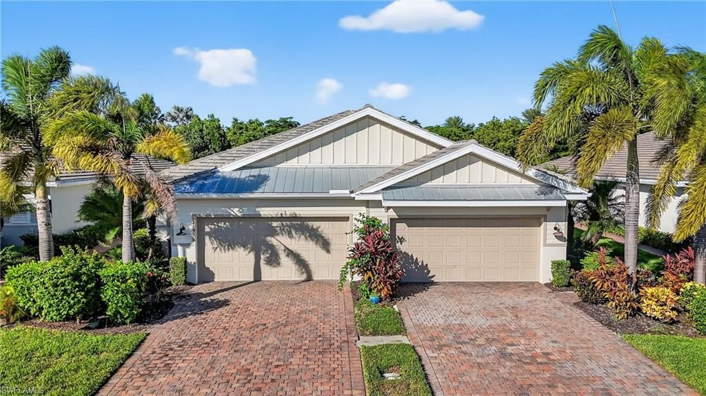 14891 Edgewater CIR, Naples, FL 34114