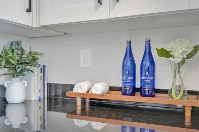 62 NE 26th St 62, Wilton Manors, FL 33305