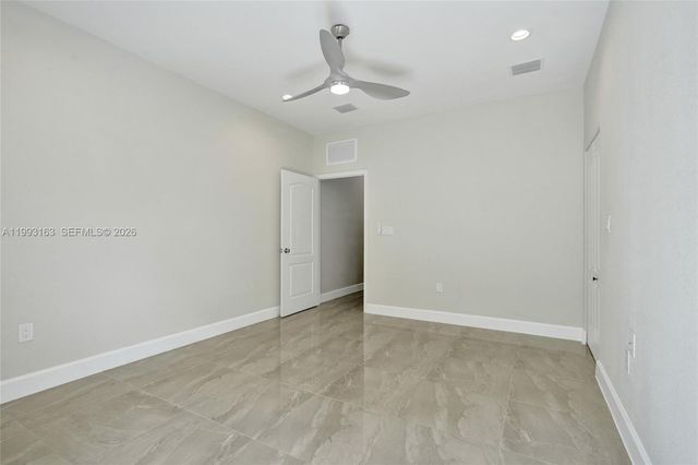 62 NE 26th St 62, Wilton Manors, FL 33305