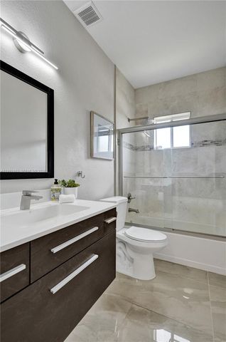 62 NE 26th St 62, Wilton Manors, FL 33305