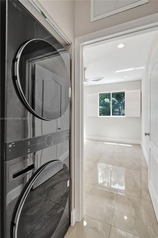 62 NE 26th St 62, Wilton Manors, FL 33305