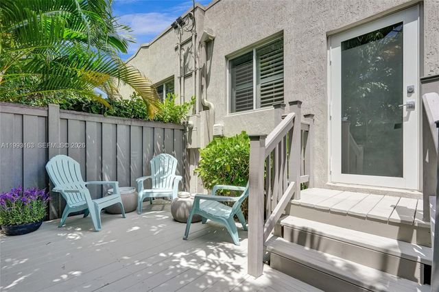 62 NE 26th St 62, Wilton Manors, FL 33305