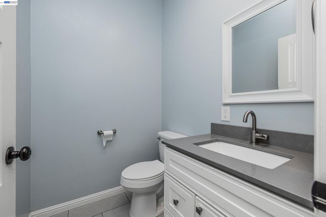 2520 Garvin Ave, Richmond, CA 94804