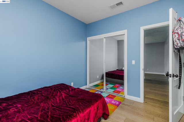 2520 Garvin Ave, Richmond, CA 94804