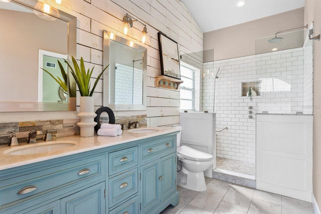 918 SHAGOS DRIVE, Apollo Beach, FL 33572