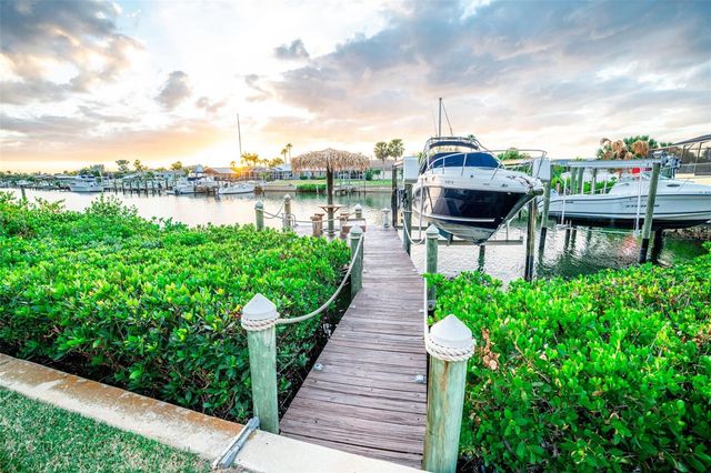 918 SHAGOS DRIVE, Apollo Beach, FL 33572