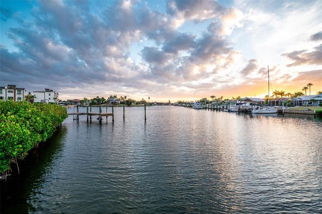 918 SHAGOS DRIVE, Apollo Beach, FL 33572