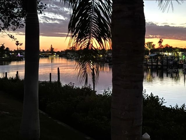 918 SHAGOS DRIVE, Apollo Beach, FL 33572