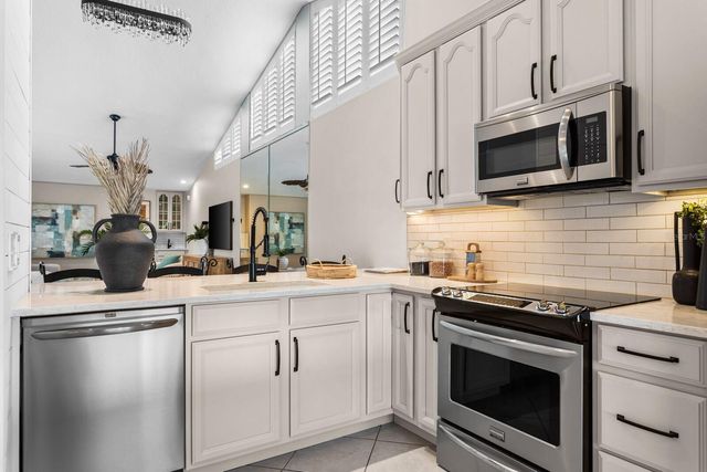 918 SHAGOS DRIVE, Apollo Beach, FL 33572