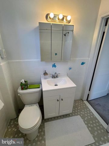 506 GREENVIEW LN, Havertown, PA 19083