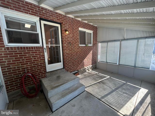 506 GREENVIEW LN, Havertown, PA 19083