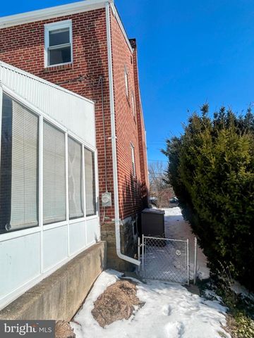 506 GREENVIEW LN, Havertown, PA 19083