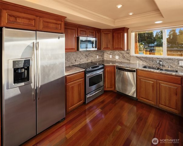 823 173rd Street S, Spanaway, WA 98387