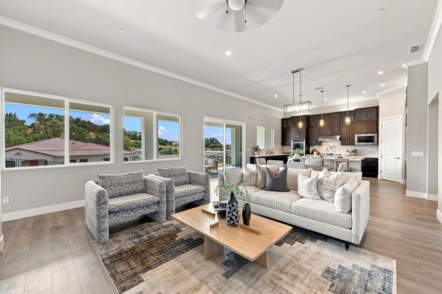 7056 Via Barlogio, El Dorado Hills, CA 95762