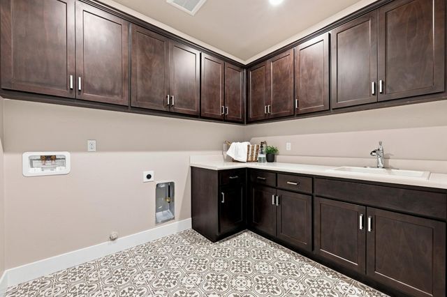 7056 Via Barlogio, El Dorado Hills, CA 95762