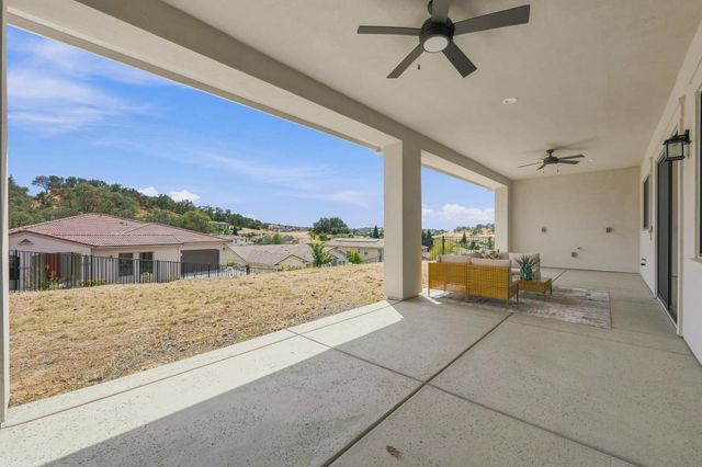 7056 Via Barlogio, El Dorado Hills, CA 95762
