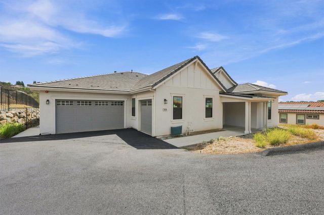 7056 Via Barlogio, El Dorado Hills, CA 95762
